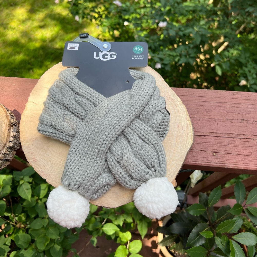UGG Cable knit dog scarf